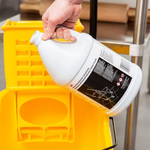 3M Heavy Duty Degreaser Concentrate 2